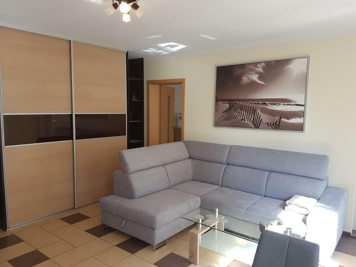 Apartament Z Ogrodkiem Pomerania Kolobrzeg Exterior photo